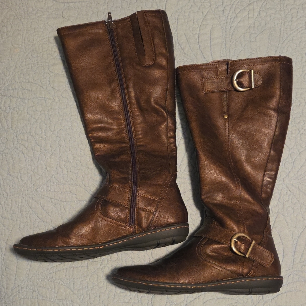 B.O.C. Austin Flat Leather Women's Knee-High Riding Boots, Size 9